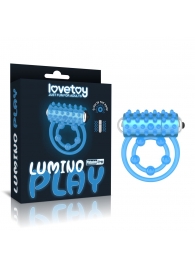 Голубое, светящееся в темноте виброкольцо Lumino Play Vibrating Penis Ring - Lovetoy - в Астрахани купить с доставкой