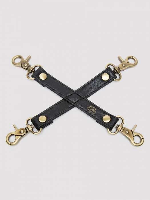 Черный фиксатор для манжет Bound to You Faux Leather Hogtie - Fifty Shades of Grey - купить с доставкой в Астрахани